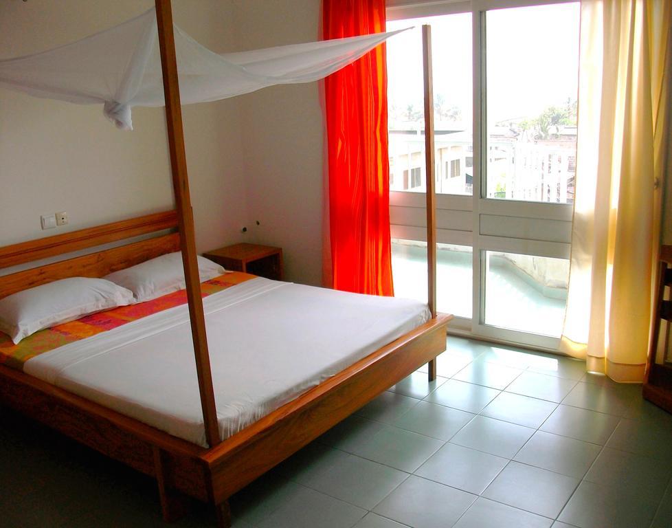Dodoo Lodge Котону Экстерьер фото