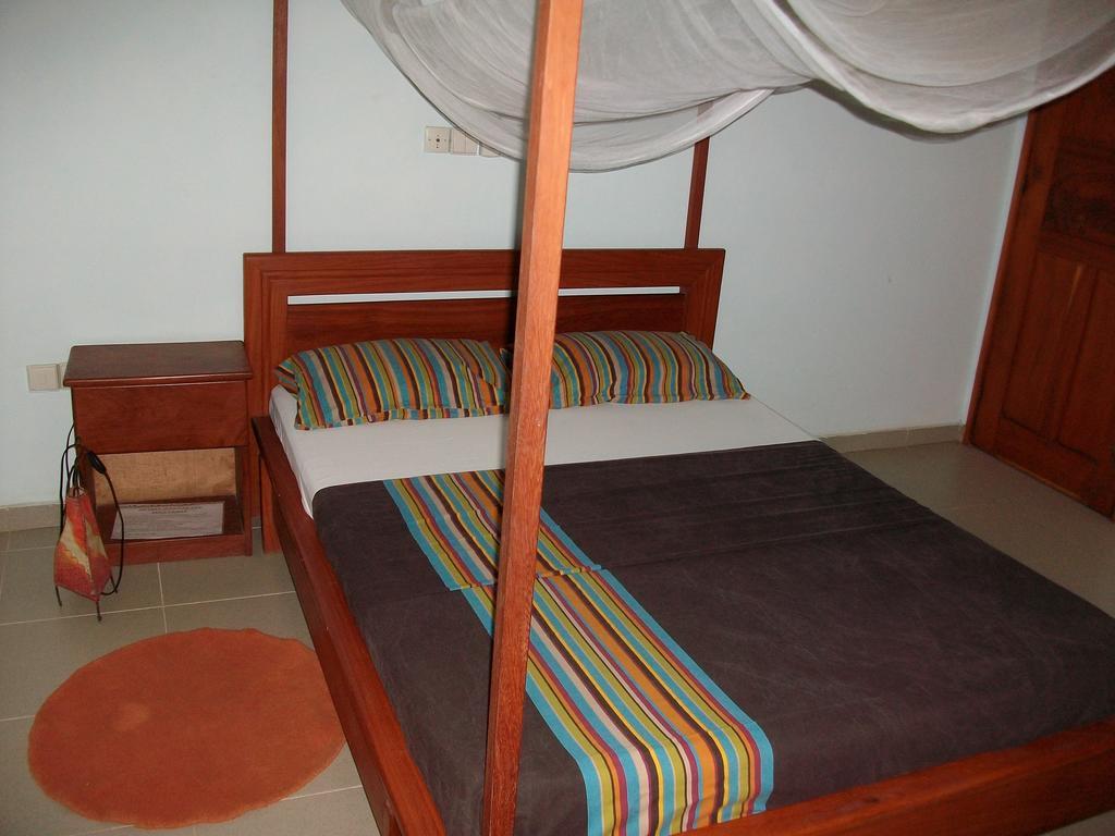 Dodoo Lodge Котону Экстерьер фото
